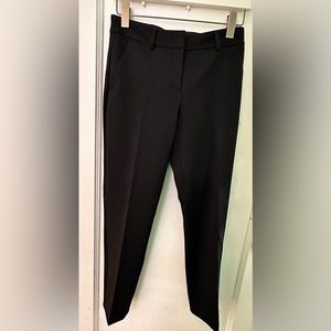 Black Express Columnist Ankle Mid Rise pants in size 4R